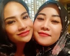 Ibu Vanessa Angel Meninggal Karena Apa